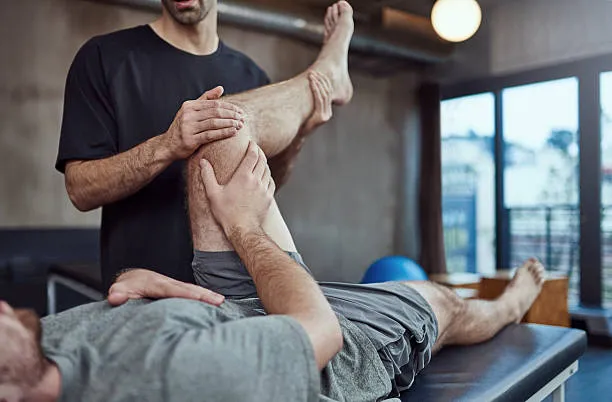 Rééducation sportive sans machine avec un spécialiste à Prades